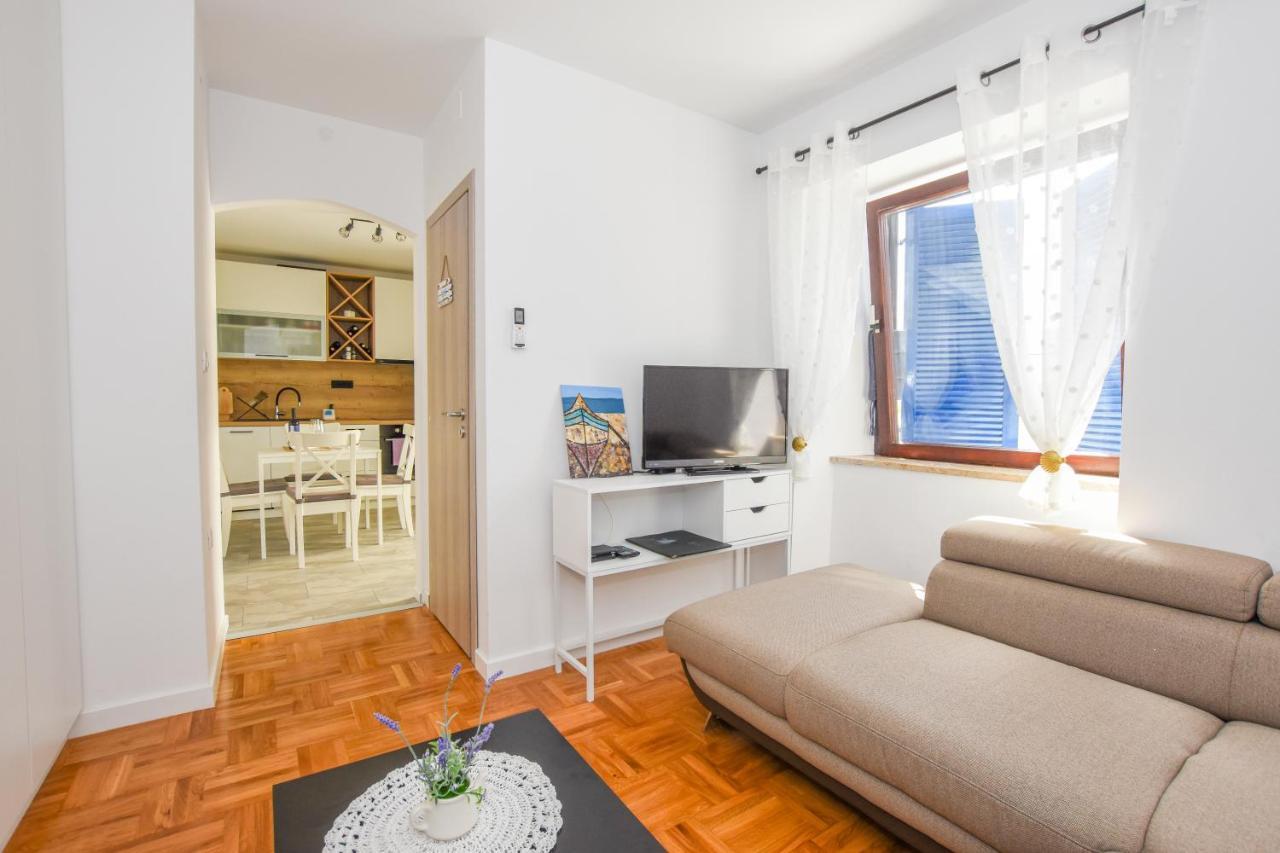 Apartment Sidro Pag Town Esterno foto