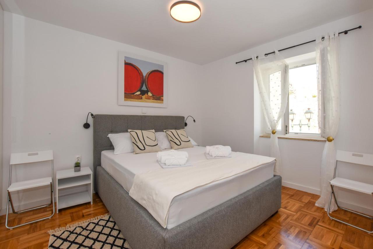 Apartment Sidro Pag Town Esterno foto